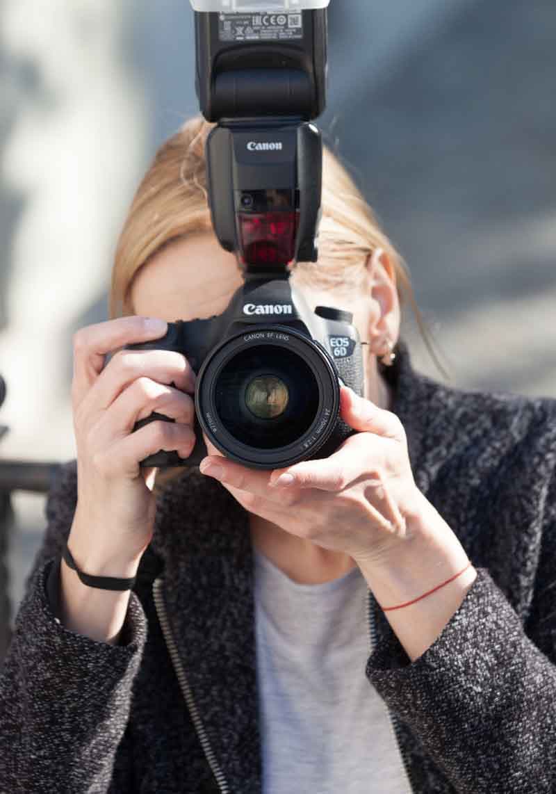 Alina — Fotograf / editor, Casa Anke